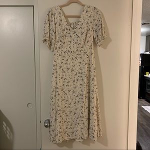 Old Navy Midi Cottagecore white floral dress size M